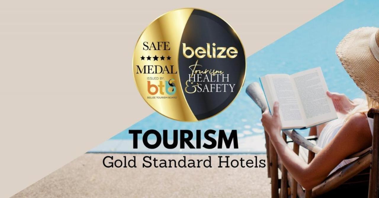 סן פדרו Hotel Coastalbay 2 & Golf Cart Rental מראה חיצוני תמונה